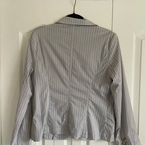 Striped Gray Blazer with Floral Cuffs - Picture 2 of 6